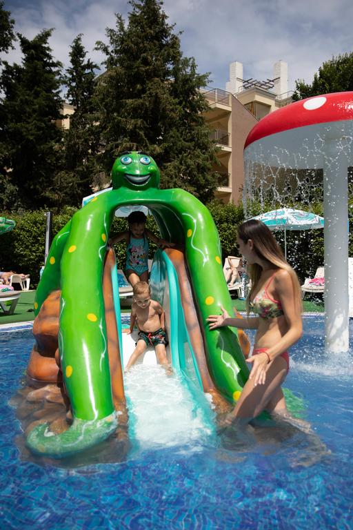 PRESTIGE_AQUAPARK__HOTEL_NISIPURILE_DE_AUR_BULGARIA_AIR_TOUR_TRAVEL